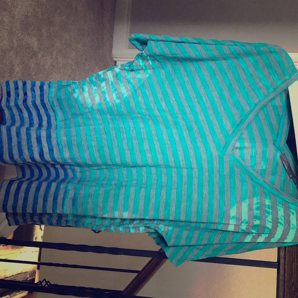 Prana shirt. Oversized. Is sized S could fit M.